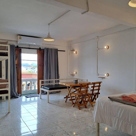 8 Sleeper Street Guesthouse Krabi town Exterior foto