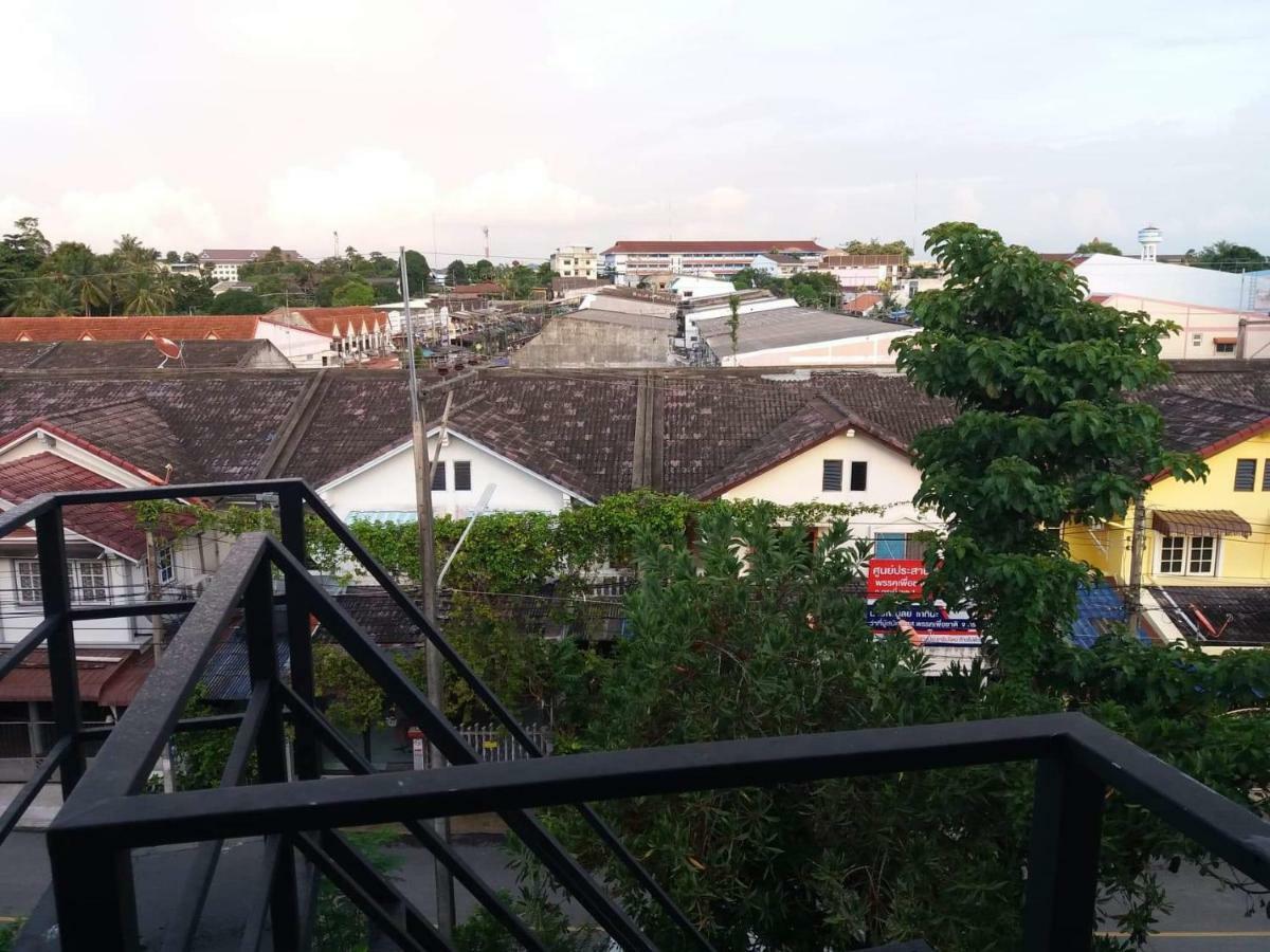 8 Sleeper Street Guesthouse Krabi town Exterior foto